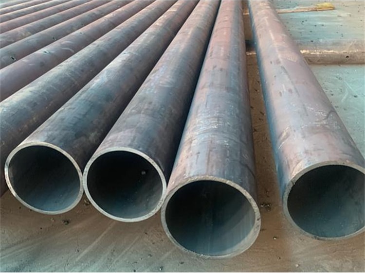 r780地質(zhì)管采用正火+回火熱處置工藝進行加工制造的