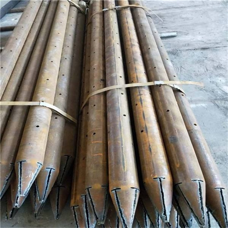 鋼花注漿管廠家研發(fā)應(yīng)用如同新生命的孕育，布滿了未知和挑戰(zhàn)